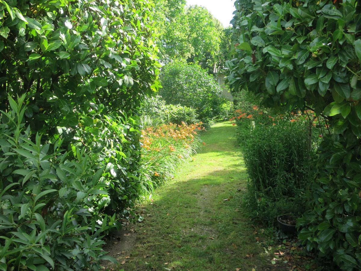 Les Jardins De Lily Hotel Saint-Leonard-de-Noblat Ngoại thất bức ảnh